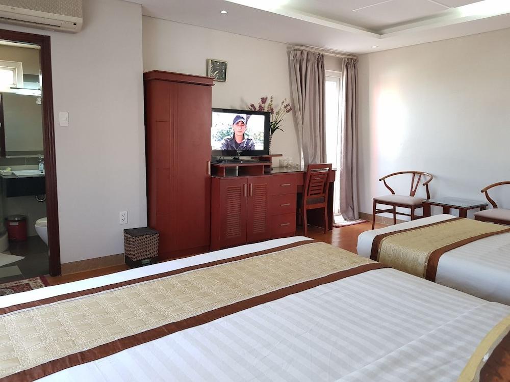 Van Ha Hotel Ho Chi Minh City Exterior photo